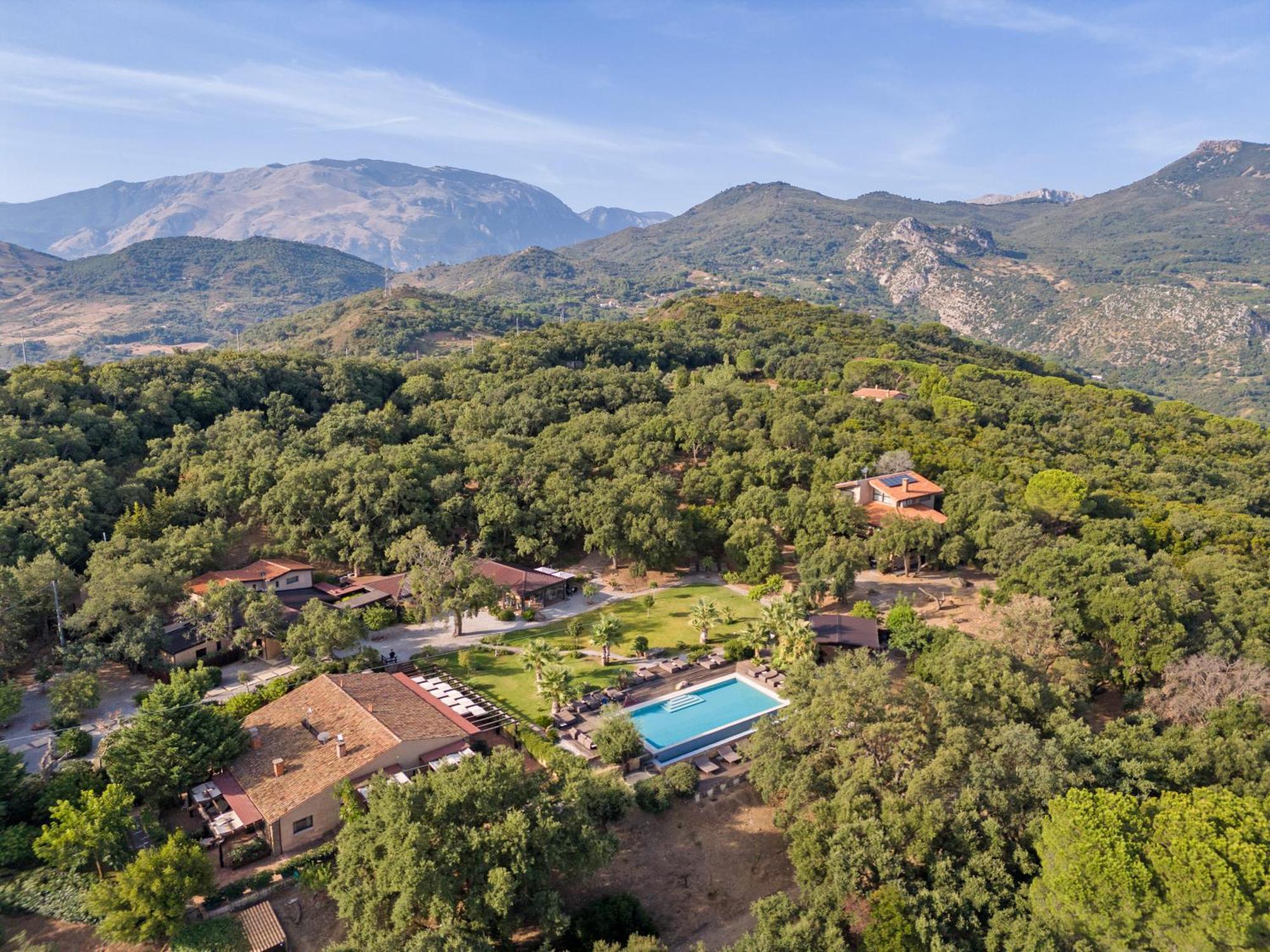 Vallegrande Nature Resort By Geocharme Cefalu Bagian luar foto